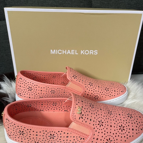 Pink Leather Floral Slip Ons - Picture 2 of 4